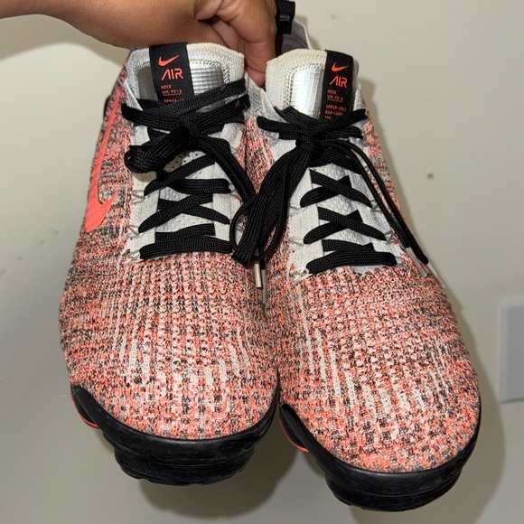 vapormax hyper crimson
